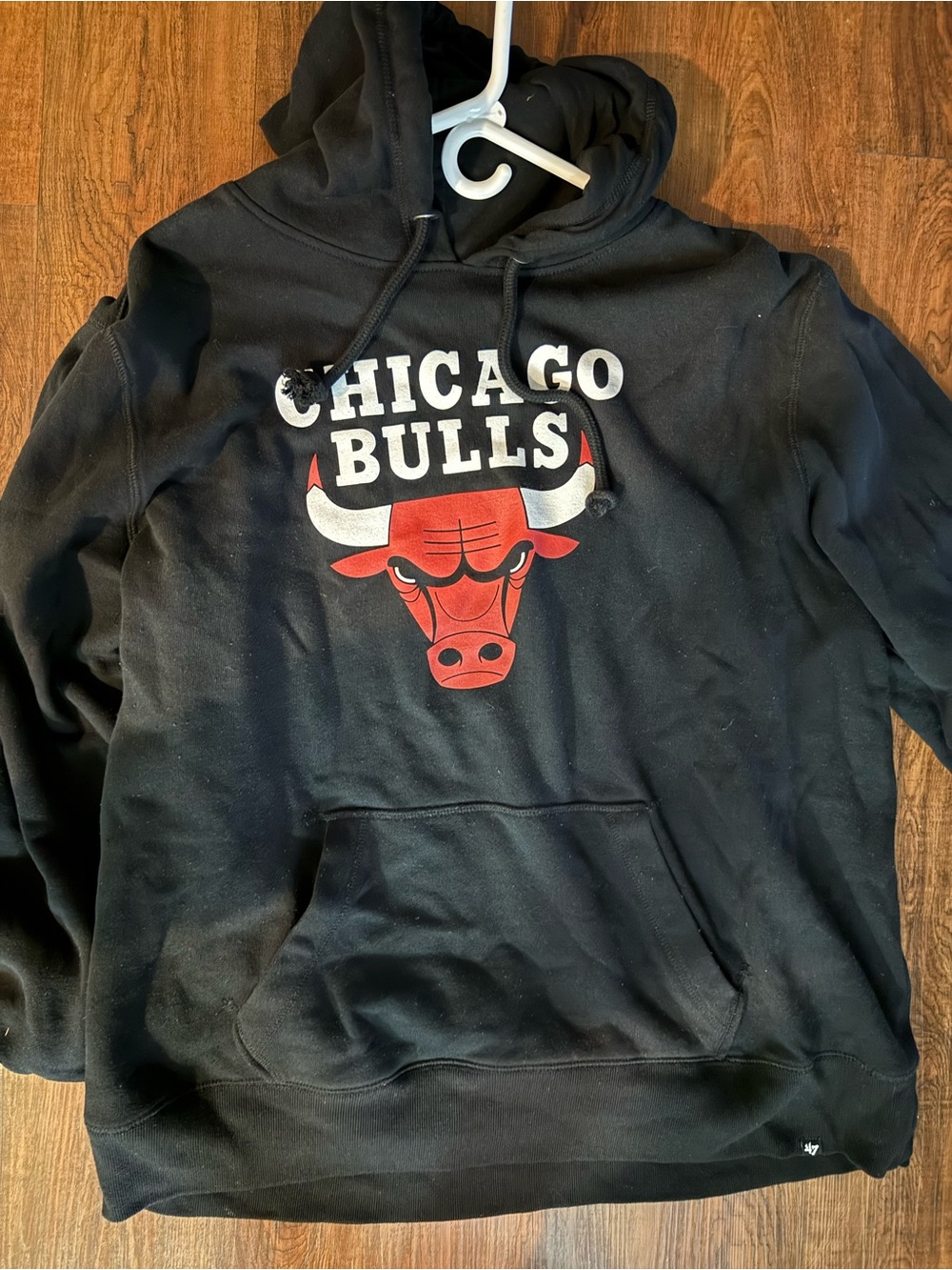 Chicago Bulls Black Pullover Hoodie with Team Logo